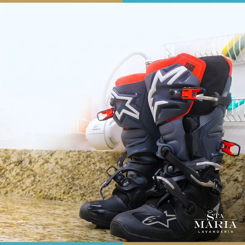 Botas de motocross higienizadas